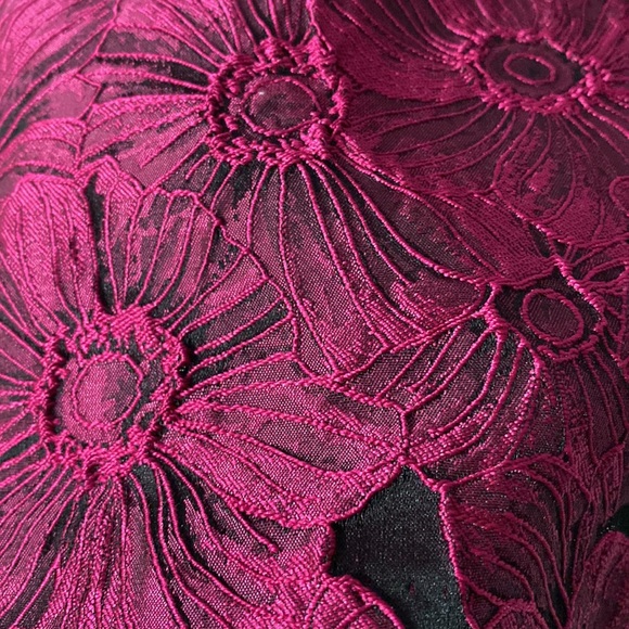 Qloxe strapless brocade top - Picture 6 of 17